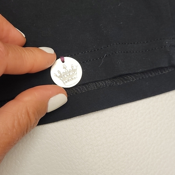 Crowned Free Fearlessly Be Yourself Tank - Picture 4 of 8